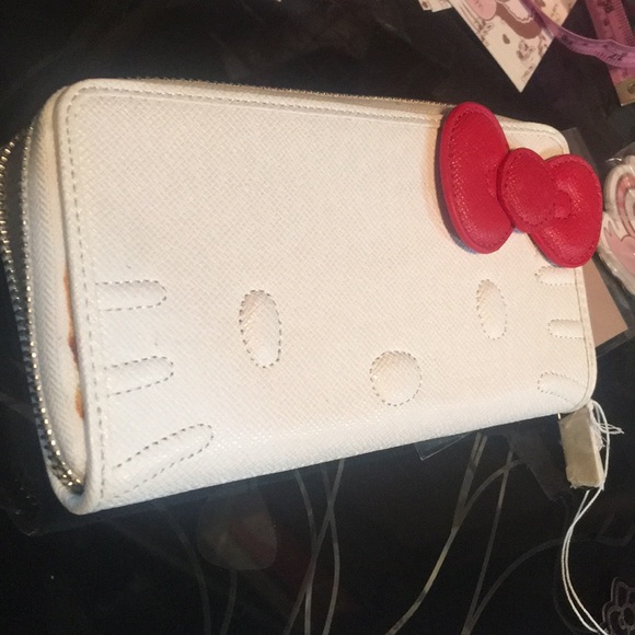 Defective Hello! Kitty White Wallet - Picture 6 of 7